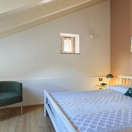 Arona Cottage