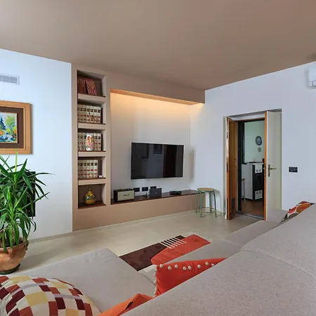 Arona Cottage * Арона