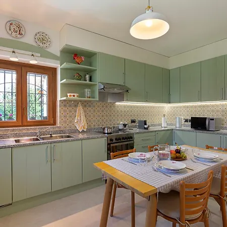 Villa Arona Cottage *