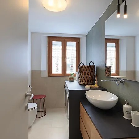Arona Cottage