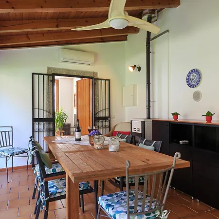 Arona Cottage Вилла Арона