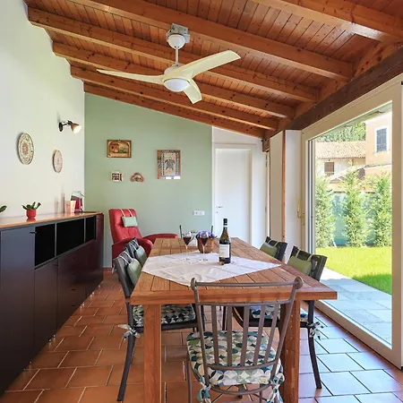 Arona Cottage Вилла *
