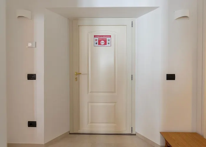 Arona Cottage 别墅 *