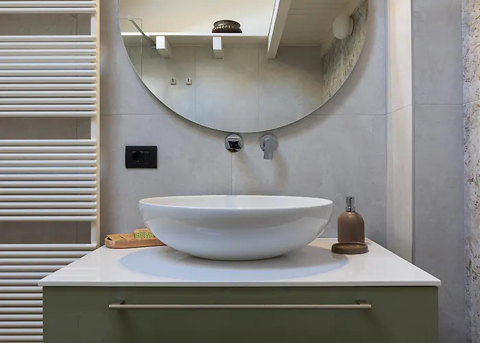 Villa Arona Cottage *